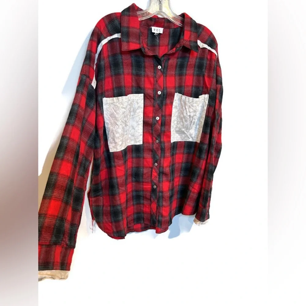 POL Red Plaid Button Down Shirt - Picture 4 of 7